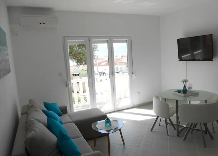 With Parking Space Okrug Gornji, Ciovo - 13859 Trogir