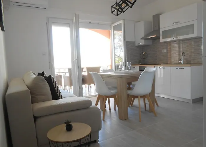 Apartment With Parking Space Okrug Gornji, Ciovo - 13859