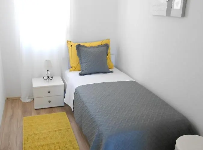 With Parking Space Okrug Gornji, Ciovo - 13859 Apartment *
