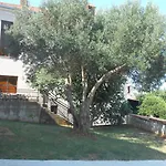 With Parking Space Okrug Gornji, Ciovo - 13859 Apartment *