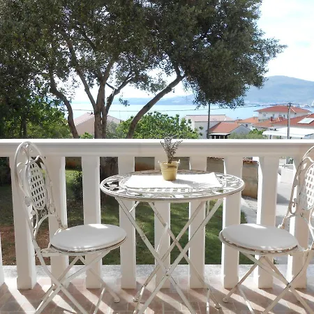 Daire With Parking Space Okrug Gornji, Ciovo - 13859 Trogir