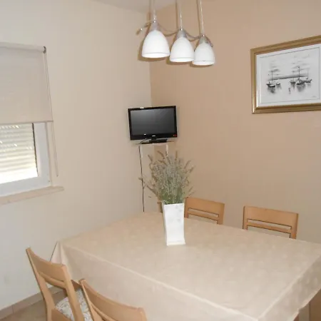 With Parking Space Okrug Gornji, Ciovo - 13859 Апартаменти Трогір